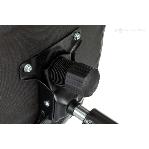 Кресло Бюрократ Triest Fabric-LT19 серый Light-19 крестов. металл черный