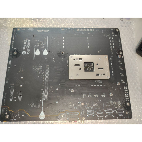 УЦ MB sAM5 MSI PRO B650-S WIFI AMD B650 4xDDR5 ATX AC`97 8ch(7.1) 2.5Gg RAID+HDMI+DP (плохая упаковка, перепрошивка BIOS)