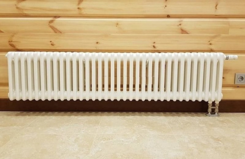 Стальной трубчатый радиатор Zehnder 3037 Charleston 12 секций